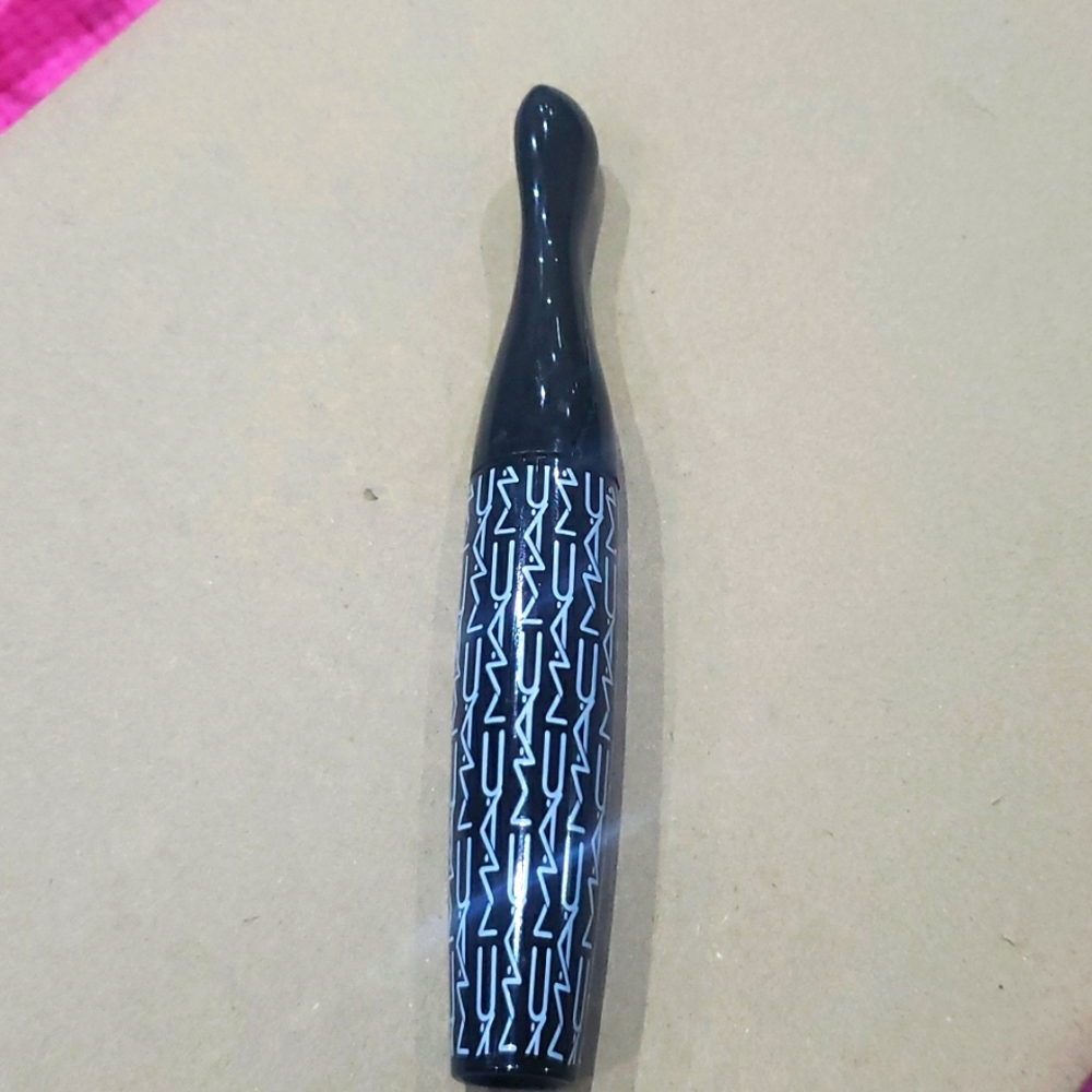 MAC Mascara